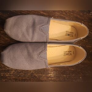 TOMS Classic Gray Canvas Slip-Ons